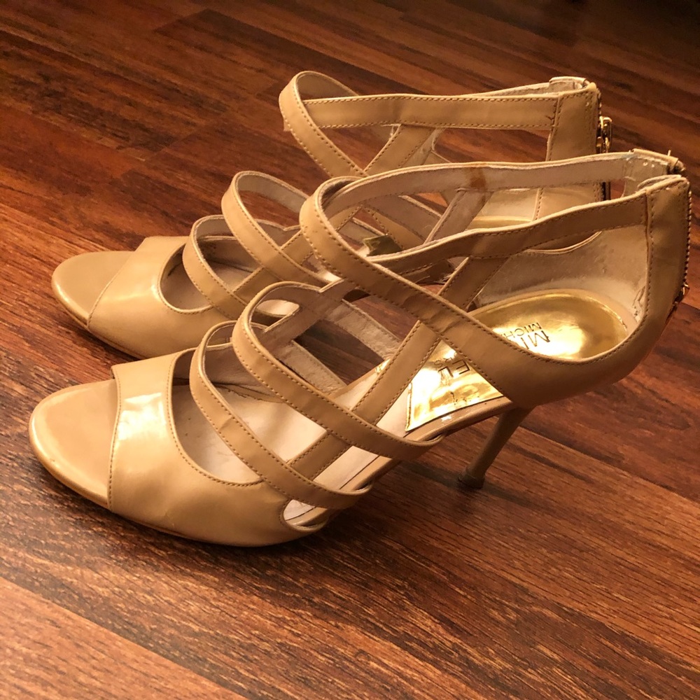 Michael Kors heels size 7.5M